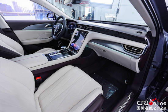 Luxury B-class with hybrid, the new Hongqi H5 officially launched _fororder_image006